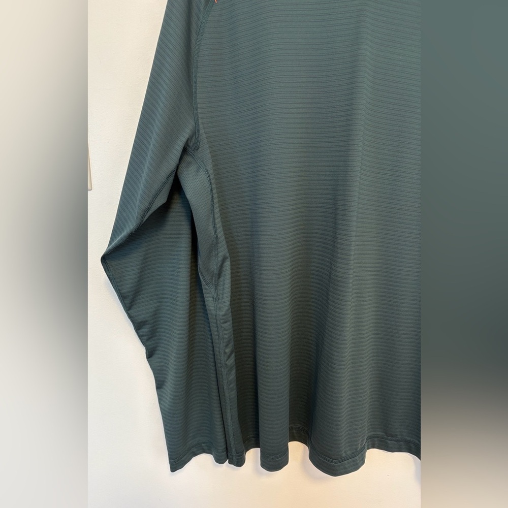 Rhone Men's Long Sleeve V-Neck Striped Athletic Workout Shirt , sz : XL - Picture 6 of 7